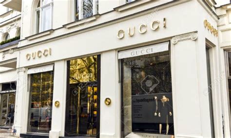 gucci hermes louis vuitton lavora con noi|careers at gucci.